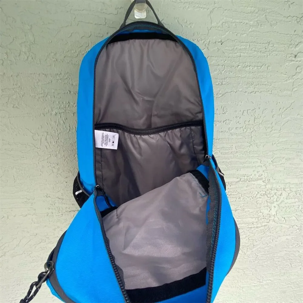 Columbia Beacon Daypack Backpack Blue 24L Unisex Everyday Use